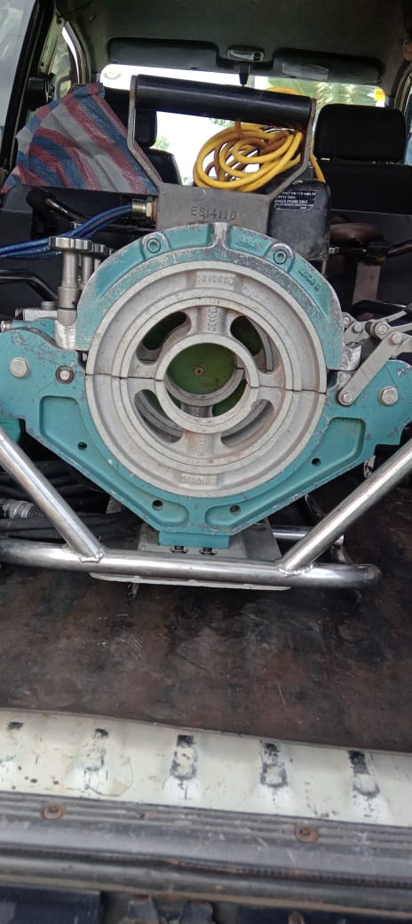 HDPE butt fusion machine ready for site work
